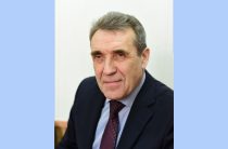 Поздравление с юбилеем Петра Георгиевича Бобылёва от Законодательного Собрания