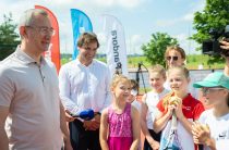 В Калуге открыли теннисные корты