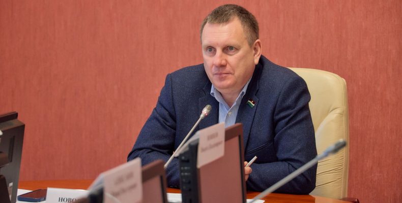 Геннадий Новосельцев провёл совещание по реализации народной программы 2025-2030