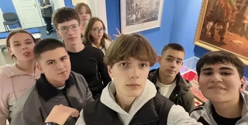 Старшеклассники Малоярославца соревновались в знании истории