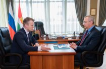 Владислав Шапша обсудил итоги работы Сбера в Калужской области в 2025 году с управляющим банка Максимом Волковым