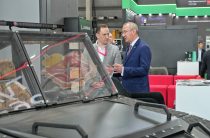 Калужская делегация во главе с губернатором Владиславом Шапшой представляет возможности региона на ИННОПРОМЕ-2026