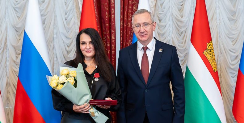 Владислав Шапша вручил награды