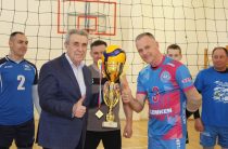 Сергей Харитонов : «Волейболом по жизни»