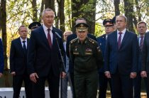 Владислав Шапша в Бетлице принял участие в мероприятиях, посвященных 83-й годовщине со Дня освобождения Калужской области от немецко-фашистских захватчиков