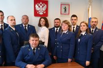 Руководители Малоярославецкого района поздравляют сотрудников прокуратуры с профессиональным праздником