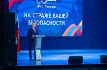 Владислав Шапша поздравил спасателей Калужской области с профессиональным праздником и 35-летием МЧС России