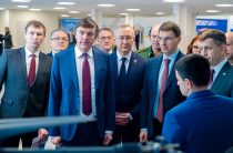 Игорь Щёголев и Сергей Кравцов посетили выставку БАС в калужском технопарке профобразования