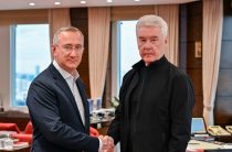 Владислав Шапша и Сергей Собянин обсудили развитие сотрудничества по внедрению информационных технологий в сфере образования