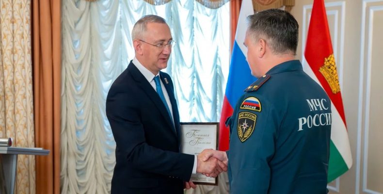 Владислав Шапша вручил  областные награды