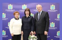 Учитель из Малоярославца получила знак «Педагог-наставник»