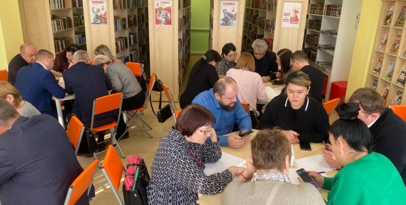 В Бабынинском районе провели «Антикоррупционный диалог»
