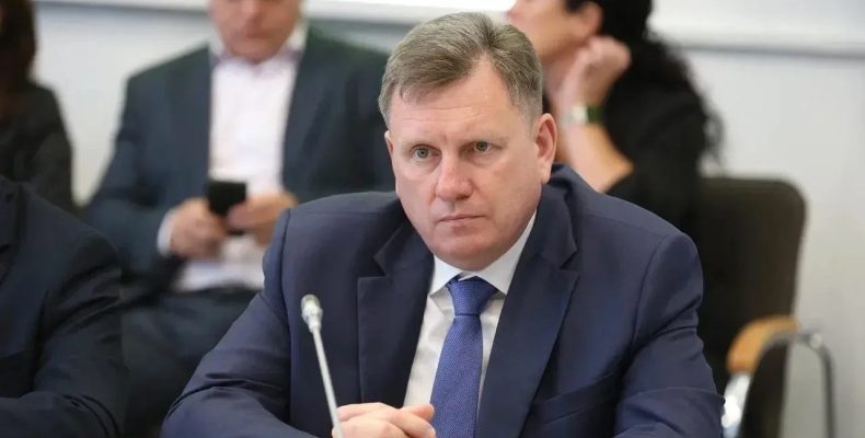 Геннадий Новосельцев                          о молодёжном парламенте Калужской области
