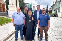 Сенатор Александр Савин посетил святую обитель — Оптину Пустынь.