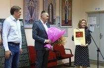 Сенатор Александр Савин: «Выставка «Мой герой» продолжает свой путь по городам Калужской области. Открытие прошло в Тарусе»