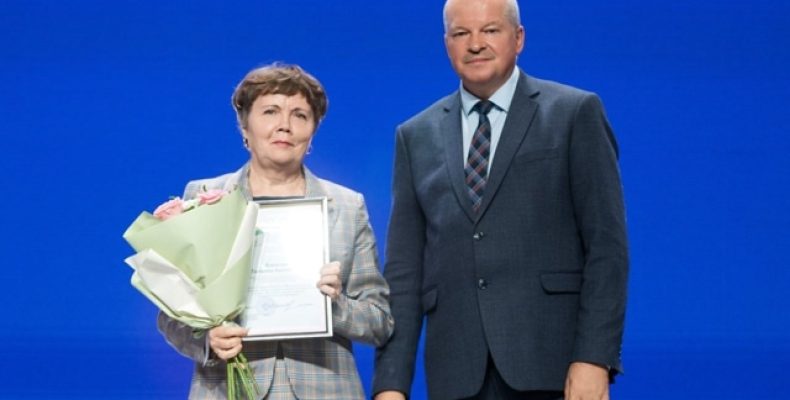 Татьяна Борисова удостоена Почётной грамоты области